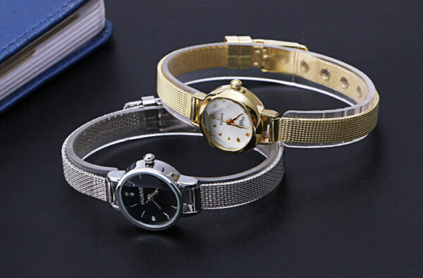 Korean fashion ladies watch small diamond bracelet watch fine quartz watch head of non mechanical exquisite watches - Image 2